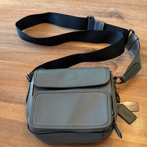 Coach Gray Leather Men's Messenger Bag